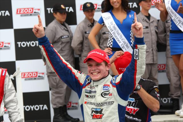 View Firestone Indy Lights Race at Long Beach 4/17/11 Photos
