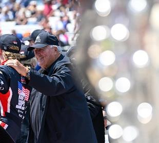 Two Cars in Top 12 Deliver Needed Ray of Light for Foyt Team