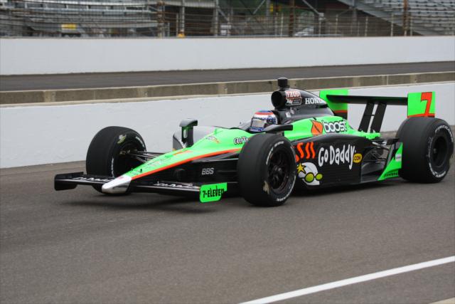 View 5/22/10 - Indianapolis 500 - IICS - Pole Day Photos