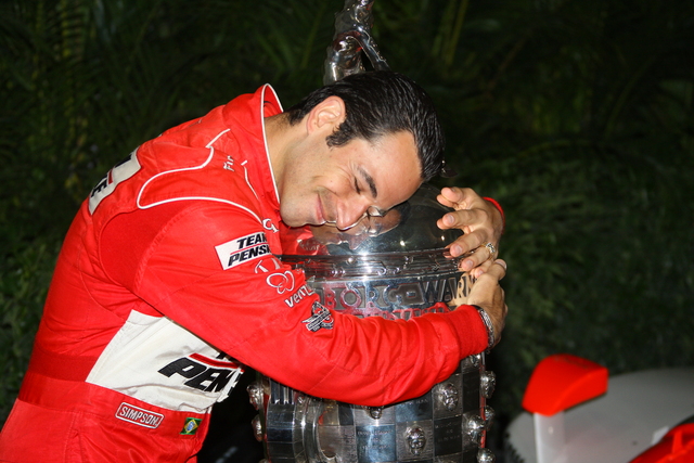View 2009 Indianapolis 500 - Post-Race Winner Photo Shoot Photos
