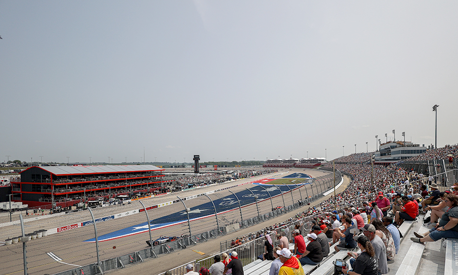 Ticket Renewals Begin for 2024 Hy-Vee INDYCAR Race Weekend