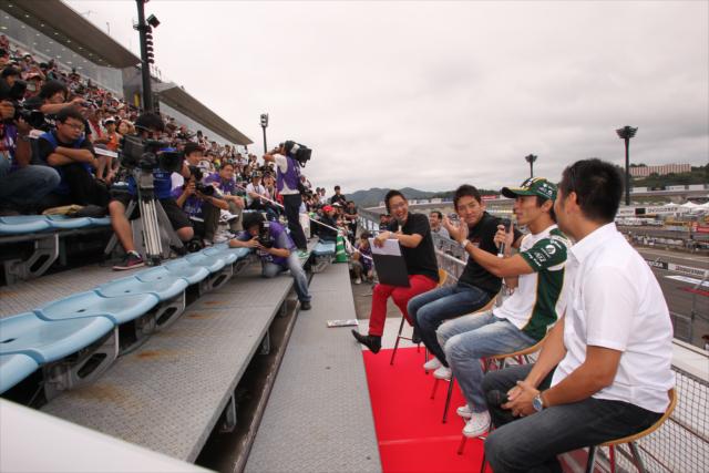 View 9/17/10 - Japan Indy 300- IICS - Set Up Day Photos