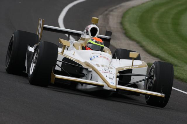 View 5/19/10 - Indianapolis 500 - IICS - Practice Day 5 Photos