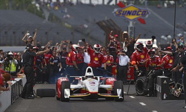 View Coors Light Carb Day - Friday, May 22, 2015 Photos