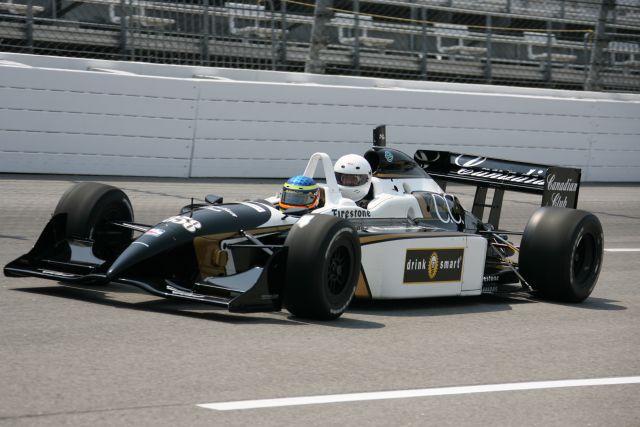 View 2007 SunTrust Indy Challenge - Setup Day Photos