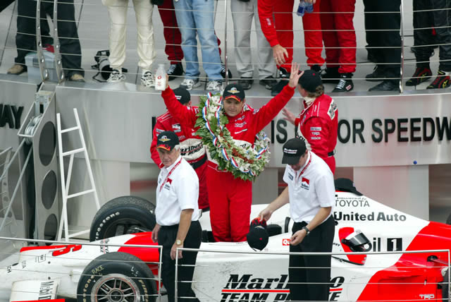 View 2003 Indianapolis 500 - Race Day Photos