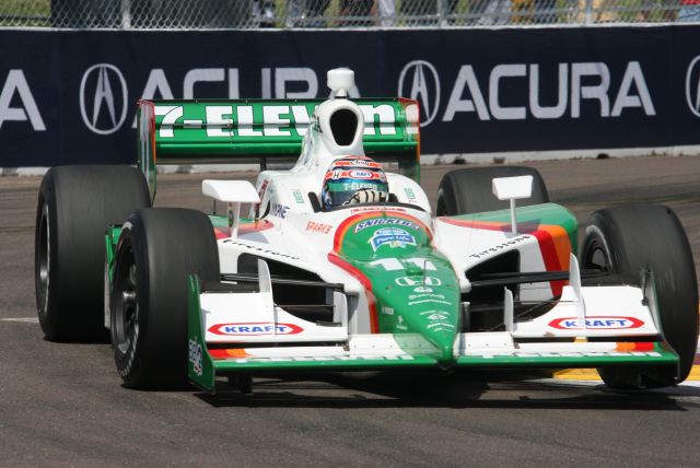View 2008 Honda Grand Prix of St. Petersburg - Practice/Qualifications Photos