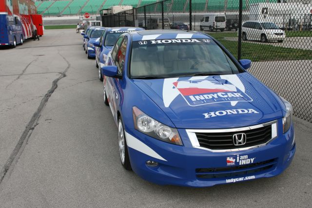 View Road Runner Turbo Indy 300 - Set up day Photos