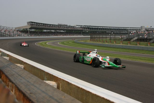 View 2007 Indianapolis 500 - Carb Day Photos