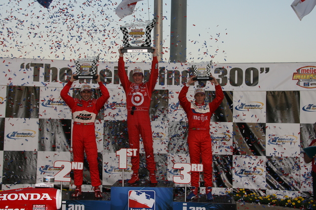 View 2008 Meijer Indy 300 - Race Day Photos
