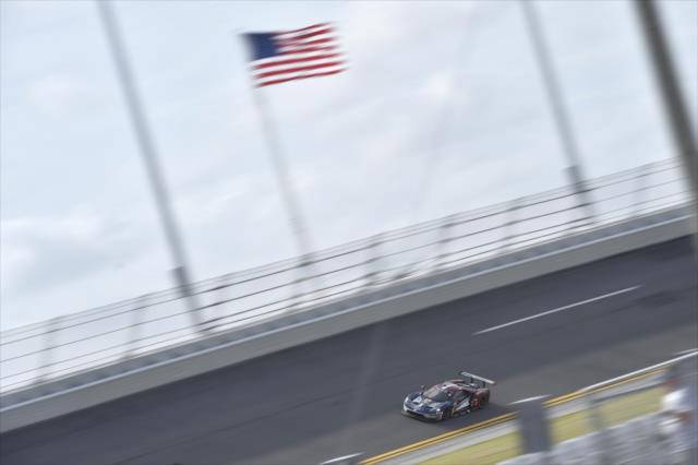 View Rolex 24 at Daytona - Saturday, January 28-2018 Photos