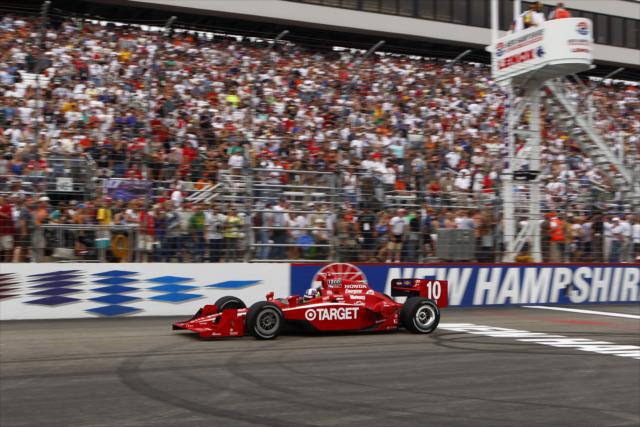 View 6/27/10 - IICS - IZOD IndyCar Returns to Loudon, New Hampshire Photos