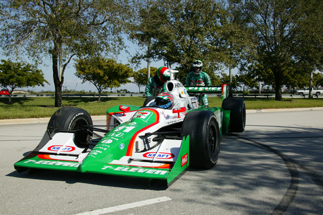 View Toyota Indy 300 Pit Stop Competition Photos