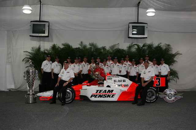 View 2009 Indianapolis 500 - Victory Celebration Photos