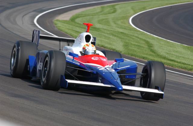 View 2005 Indianapolis 500 Practice - Day 3 Photos