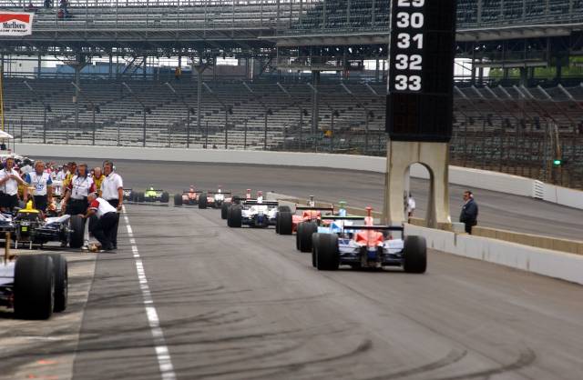 View 2005 Indianapolis 500 Practice - Day 6 Photos