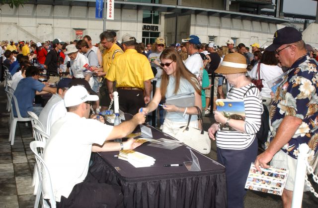 View 2006 Indianapolis 500 Public Drivers Meeting Photos