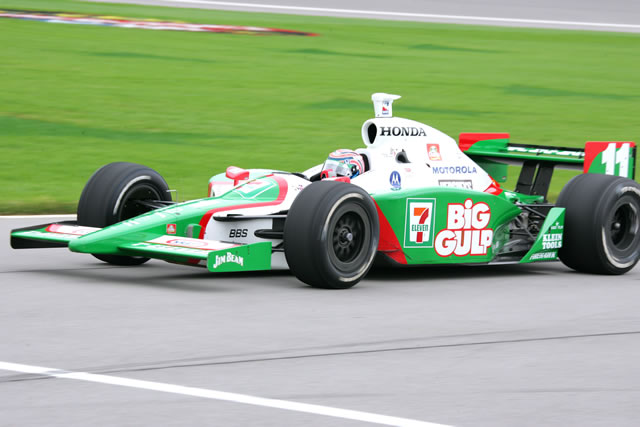 View 2004 Argent Mortgage Indy 300 - Practice Photos