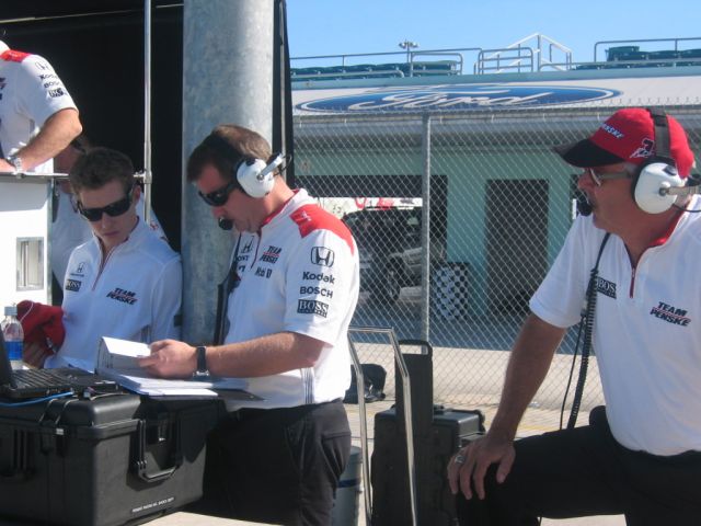 View 2007 Homestead-Miami Private Test Photos
