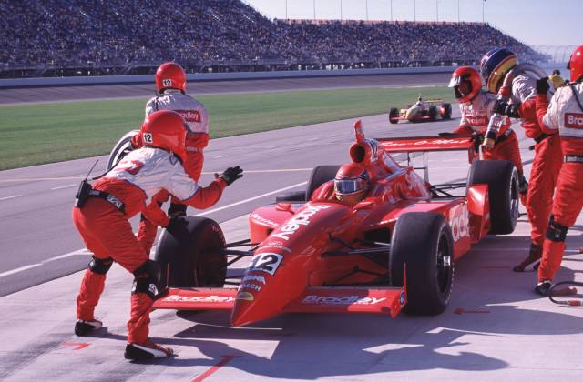 View 2001 Delphi Indy 300 - Race Photos