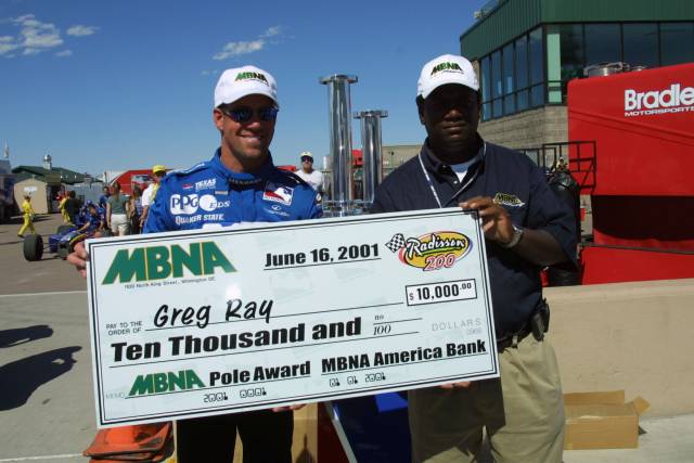View Radisson Indy 200 - Qualifications Photos