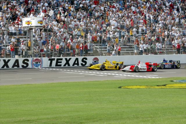 View Chevrolet Milestone Photographs Photos