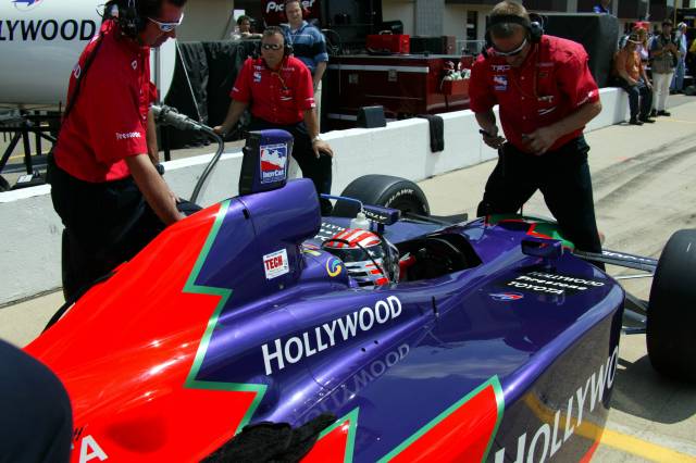 View Firestone Indy 400 - Practice Photos