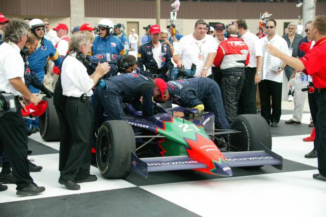 View 2003 Firestone Indy 400 - Race Day Photos