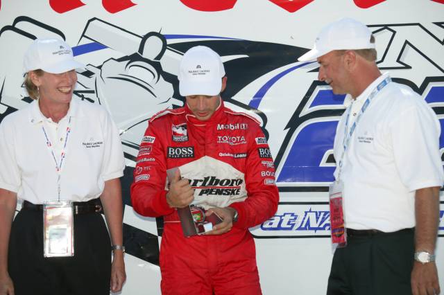 View 2003 Firestone Indy 225 - Race Photos