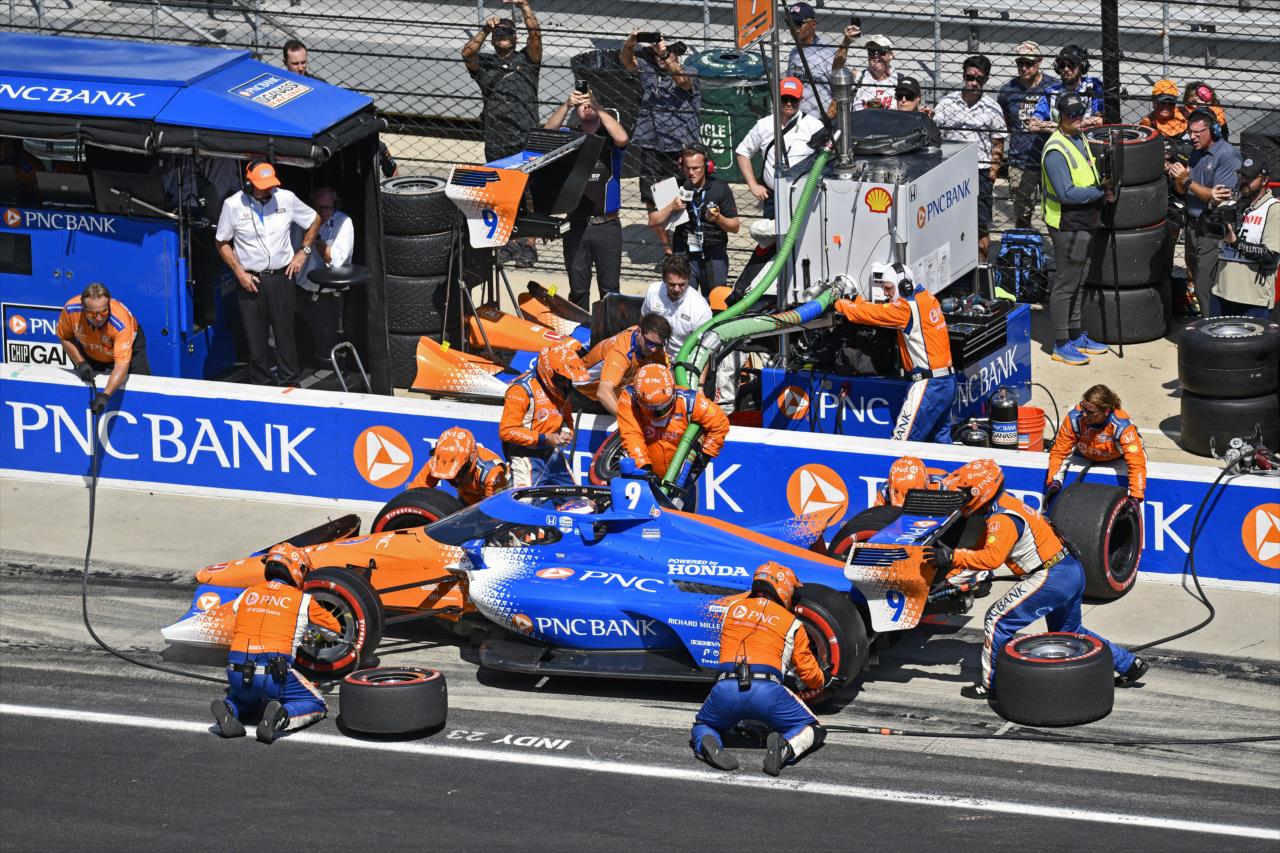 View Gallagher Grand Prix - Saturday, August 12, 2023 Photos
