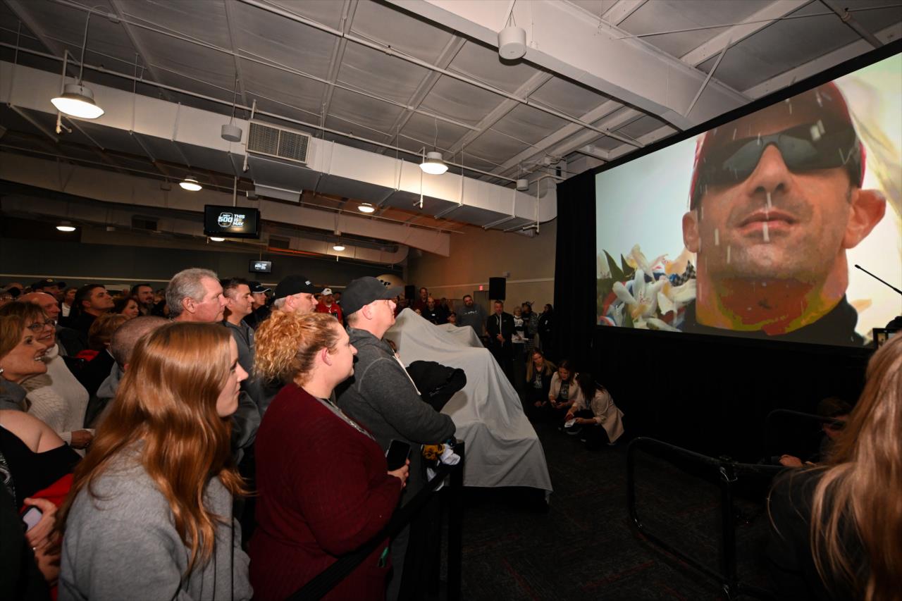 View 2023 Indy 500 - 100 Days Out Fan Party - February 17, 2023 Photos