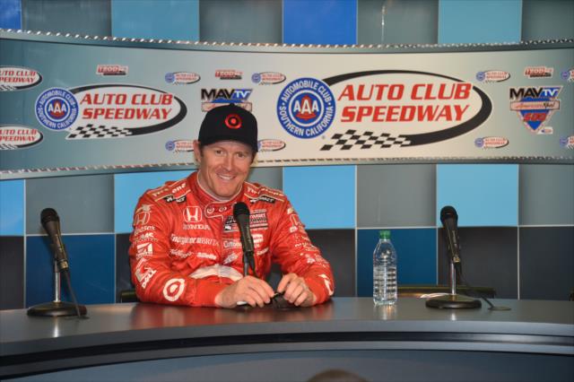 View Saturday, October 19th - MAVTV 500 / INDYCAR World Championship Photos