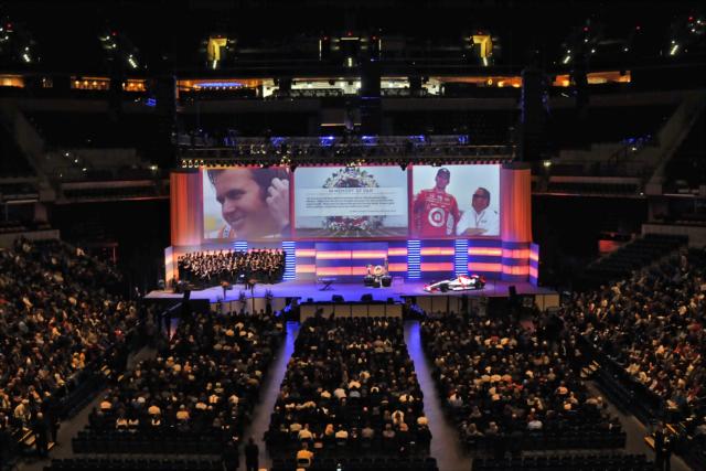 View Dan Wheldon Public Memorial Service Photos