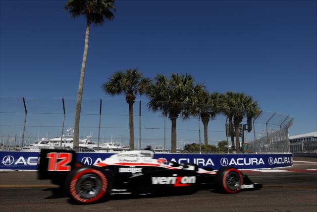 View Saturday Practice and Qualifying at St. Petersburg 3/26/11 Photos