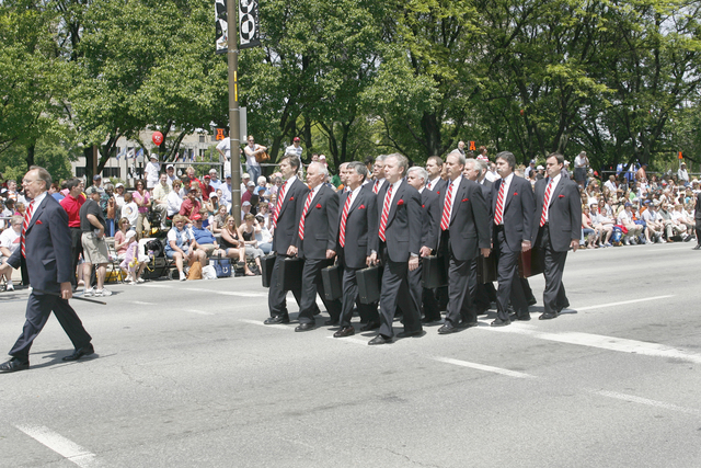 View 2008 Indianapolis 500 - 500 Festival Parade Photos